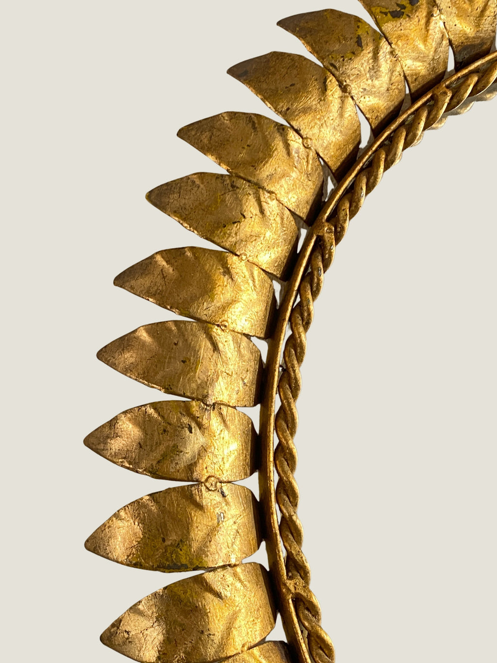 MIROIR SOLEIL EN METAL DORE - MID CENTURY - CIRCA 1950