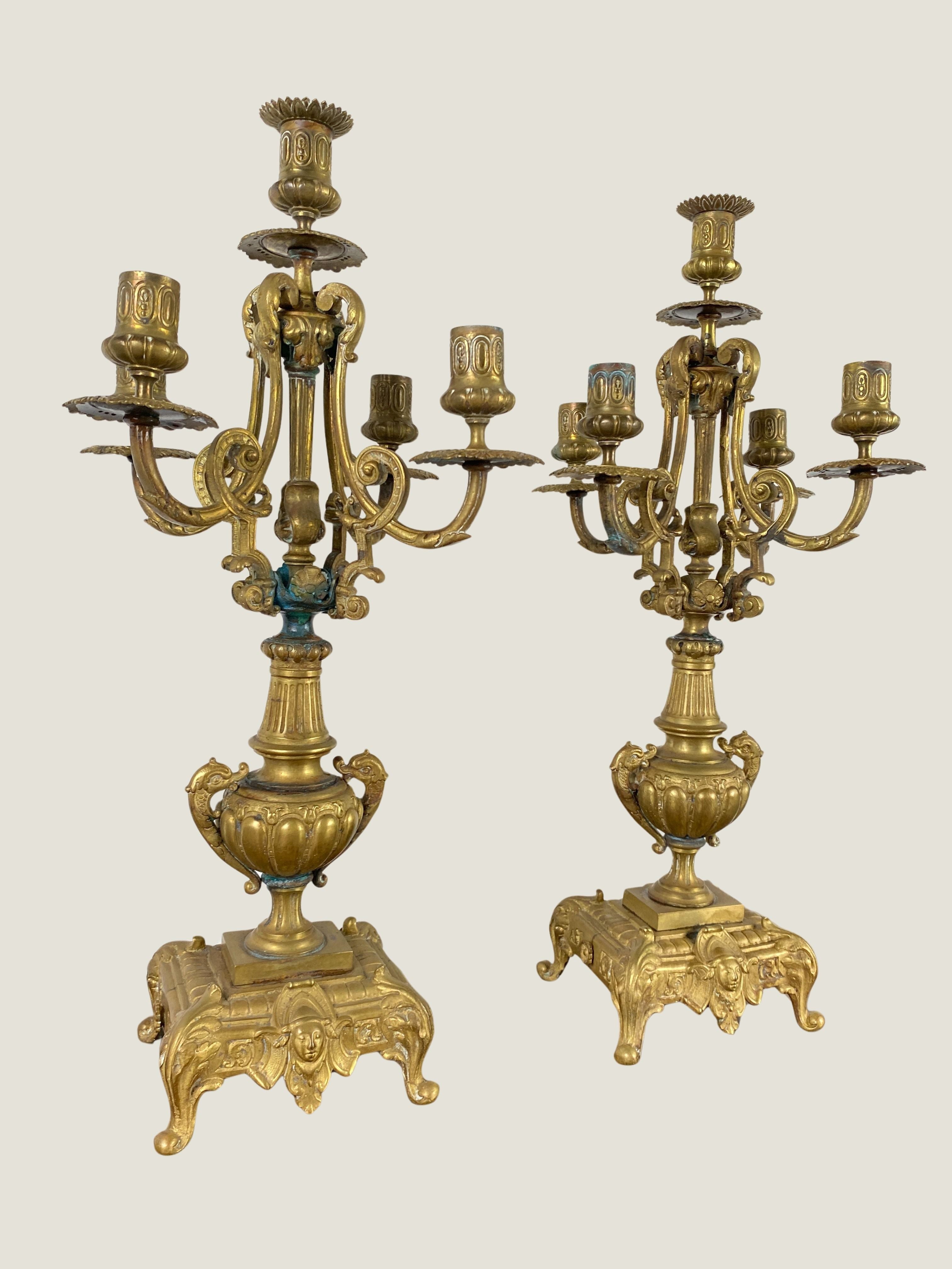 PAIRE DE CANDELABRES EN BRONZE DORE - XIXEME