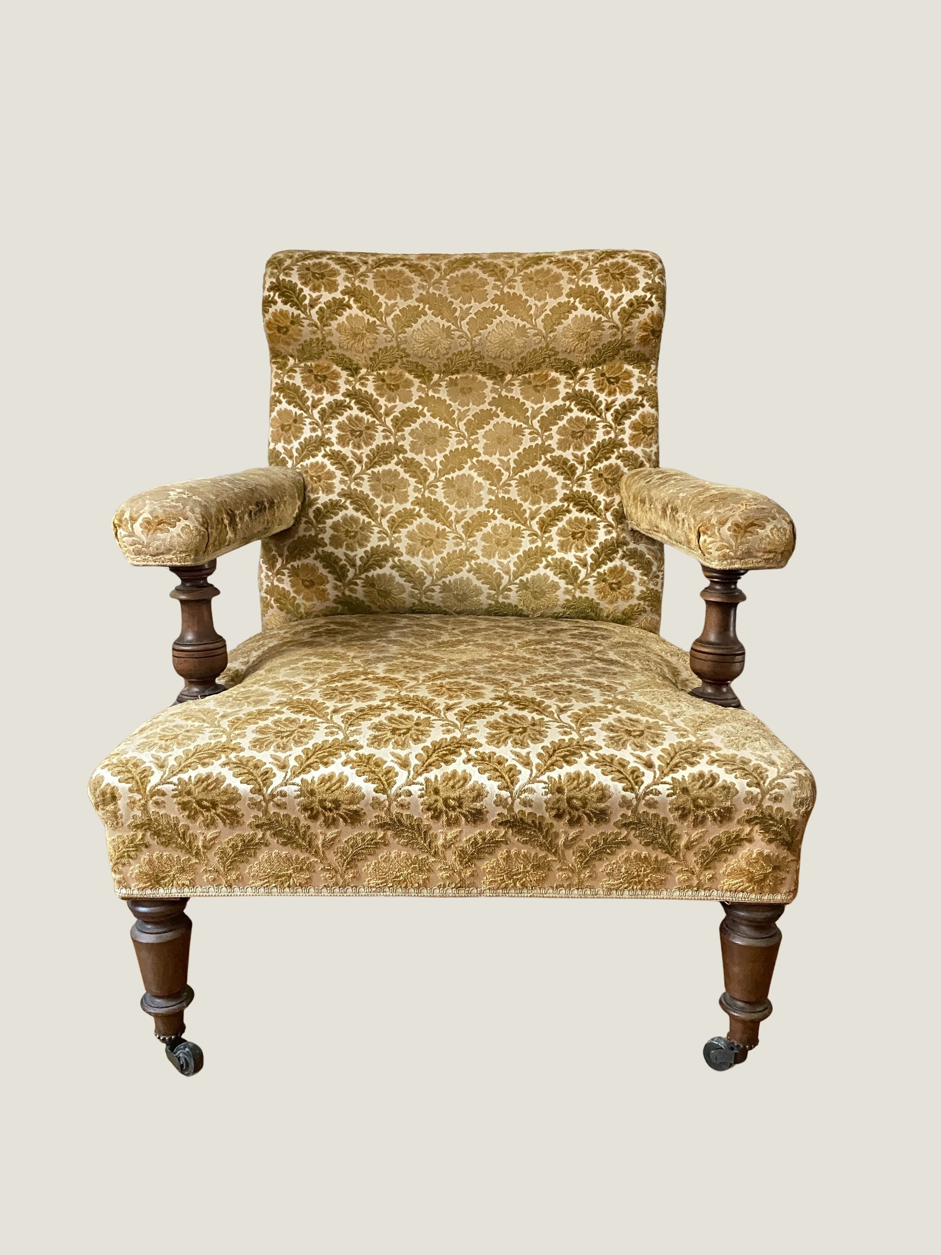 FAUTEUIL STYLE LOUIS XIII